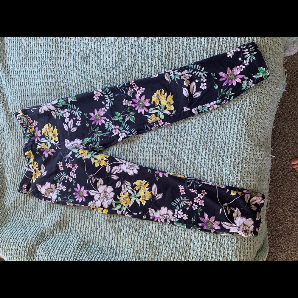 Floral pant.